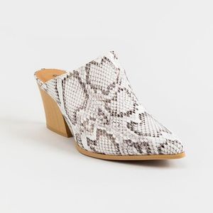 Snake print Mules